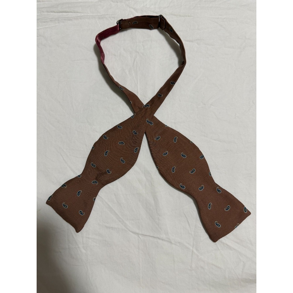 Walter Kelly Mens Bow Tie Brown Paisley Self Tie Adjustable AS IS